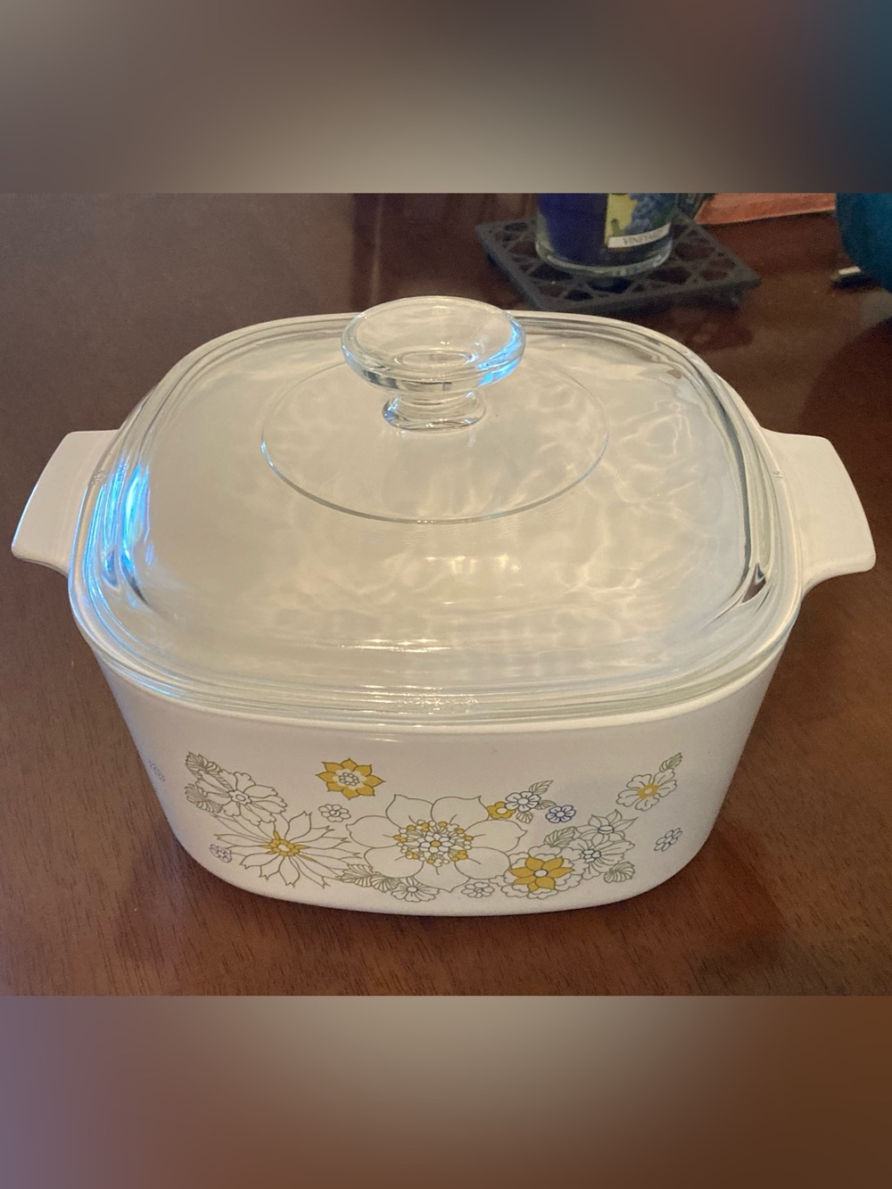 Vintage Corningware Floral Banquet White Ceramic Bakeware with Lid
